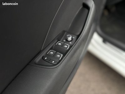 Audi A3 Sportback 16 tdi 110ch s&s design phase 2 entretien à jour - 23