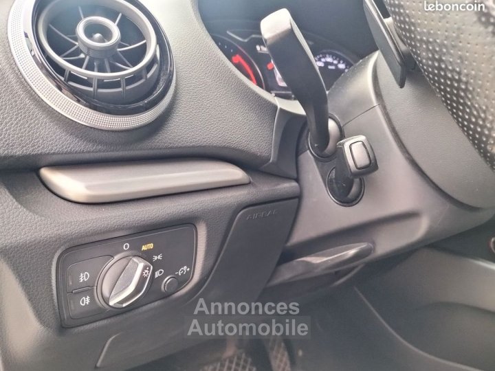 Audi A3 Sportback 16 tdi 110 s-line s-tronic bva - 29