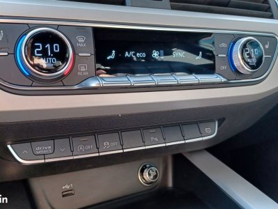 Audi A4 Avant 20 40 tdi 190 design s-tronic bva - 11