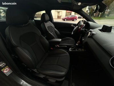 Audi A1 14 tfsi 185 s-line s-tronic bva toit ouvrant-garantie 6 mois - 12