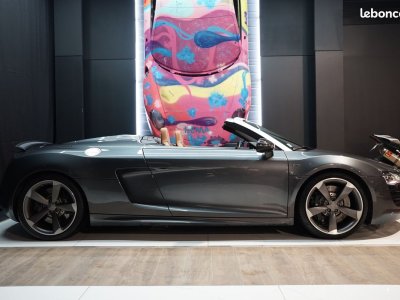 Audi R8 Spyder V10 52L 525CH | Cuir Exclusive Sièges Baquets Carbone Caméra de Recul À partir 1 200-Mois - 2