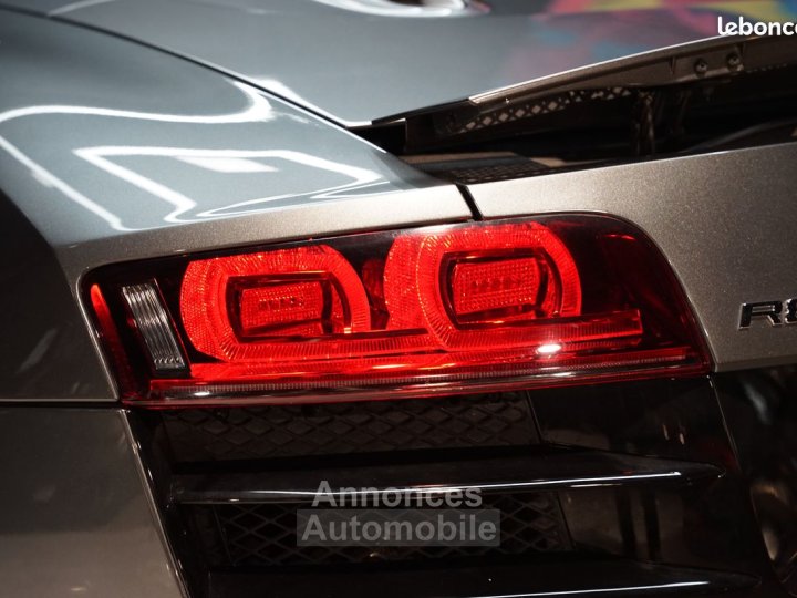 Audi R8 Spyder V10 52L 525CH | Cuir Exclusive Sièges Baquets Carbone Caméra de Recul À partir 1 200-Mois - 6