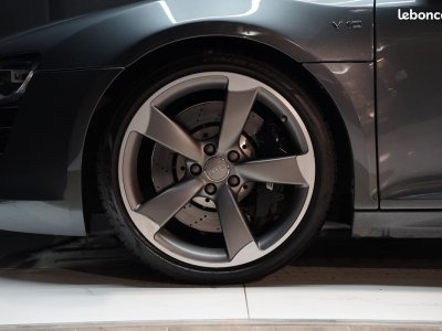 Audi R8 Spyder V10 52L 525CH | Cuir Exclusive Sièges Baquets Carbone Caméra de Recul À partir 1 200-Mois - 8