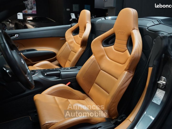 Audi R8 Spyder V10 52L 525CH | Cuir Exclusive Sièges Baquets Carbone Caméra de Recul À partir 1 200-Mois - 10