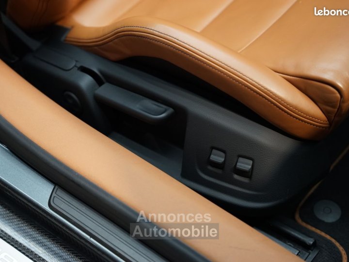 Audi R8 Spyder V10 52L 525CH | Cuir Exclusive Sièges Baquets Carbone Caméra de Recul À partir 1 200-Mois - 12