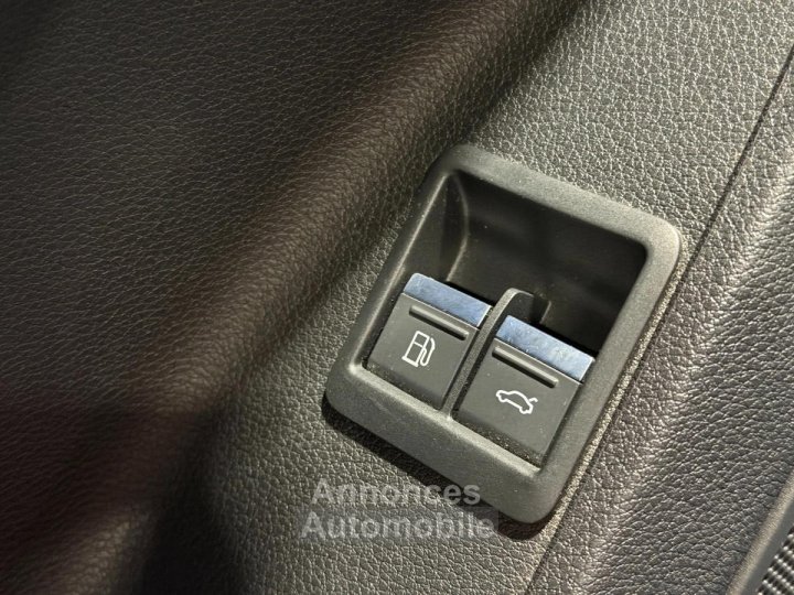 Audi Q3 Sportback 45 TFSIe 245 cv S-Line S-Tronic TFSI / Attelage / Toit ouvrant / Hifi SONOS / TVA - 22