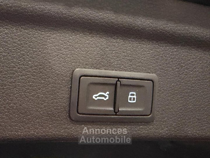 Audi Q3 Sportback 45 TFSIe 245 cv S-Line S-Tronic TFSI / Attelage / Toit ouvrant / Hifi SONOS / TVA - 24