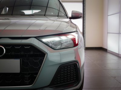 Audi A1 Sportback 30 TFSI 116 ch S tronic 7 Design - 4