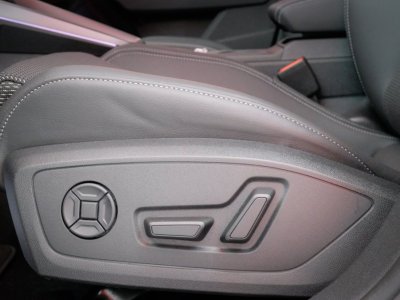 Audi A3 Sportback TFSI e Hybride rechargeable 204 S tronic 6 S line   - 17