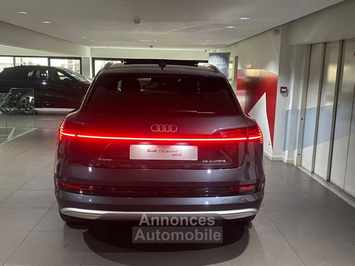 Audi e-tron 55 quattro 408 ch Avus Extended - 14