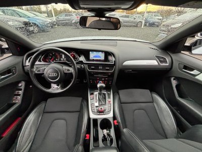 Audi A4 Avant Quattro 20 TDI 190 CH BVA S-tronic S line GARANTIE DE 12 MOIS - 12