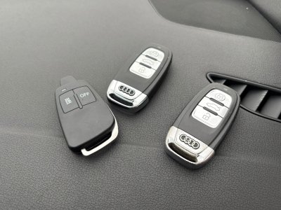 Audi A4 Avant Quattro 20 TDI 190 CH BVA S-tronic S line GARANTIE DE 12 MOIS - 23