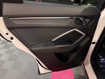 Audi Q3 Sportback 35 TDI 150 ch S tronic 7 S line   - 17