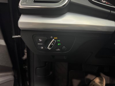 Audi Q5 20 TDI 163 S tronic 7 Quattro Design - 24