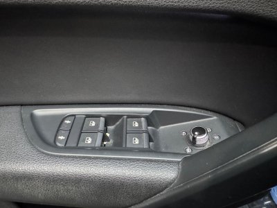 Audi Q5 20 TDI 163 S tronic 7 Quattro Design - 25