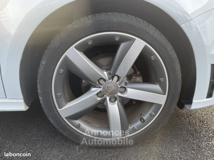 Audi A1 Sportback 16 TDI 90CH FAP S LINE 5 PLACES - 11