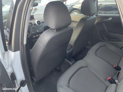 Audi A1 Sportback 16 TDI 90CH FAP S LINE 5 PLACES - 19