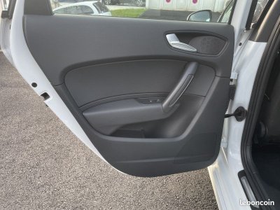 Audi A1 Sportback 16 TDI 90CH FAP S LINE 5 PLACES - 20