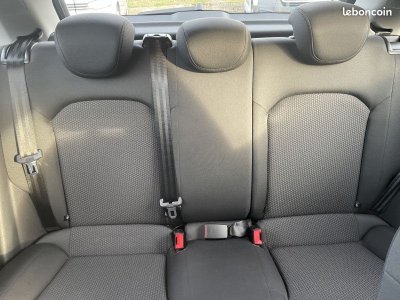 Audi A1 Sportback 16 TDI 90CH FAP S LINE 5 PLACES - 24