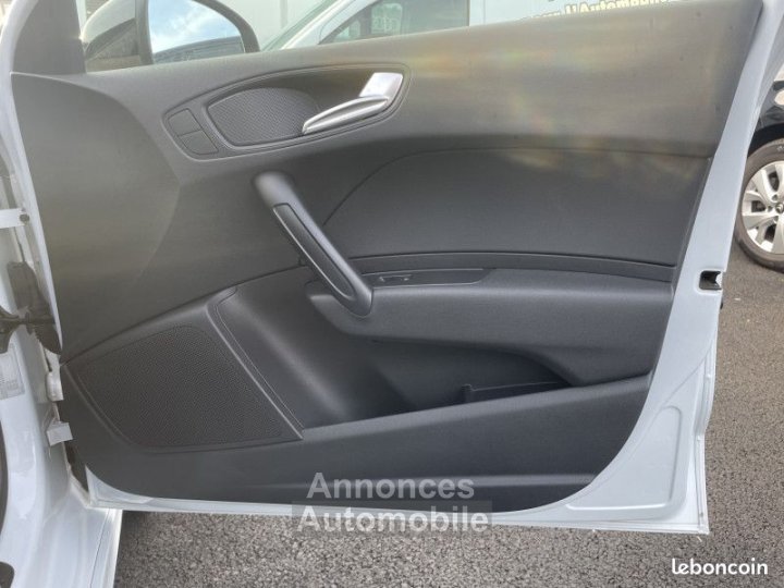 Audi A1 Sportback 16 TDI 90CH FAP S LINE 5 PLACES - 25