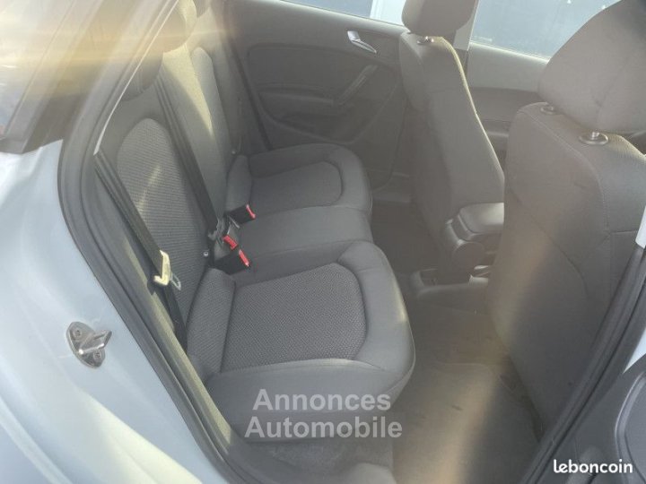 Audi A1 Sportback 16 TDI 90CH FAP S LINE 5 PLACES - 26