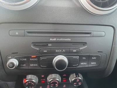 Audi A1 Sportback 16 TDI 90CH FAP S LINE 5 PLACES - 29