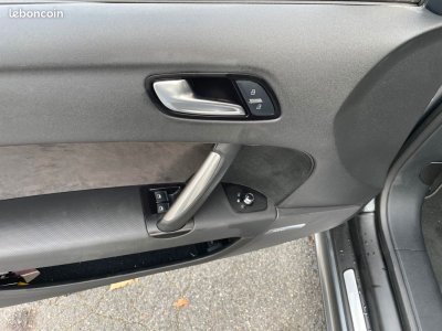 Audi TT coupe 20 tfsi 210ch s-line sieges cuir alcantara chauffants apple carplay audio bose - 17