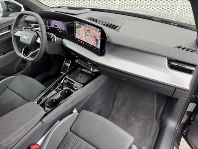 Audi Q3 HYBRIDE e-hybrid 272 ch S tronic 6 Design   - 7