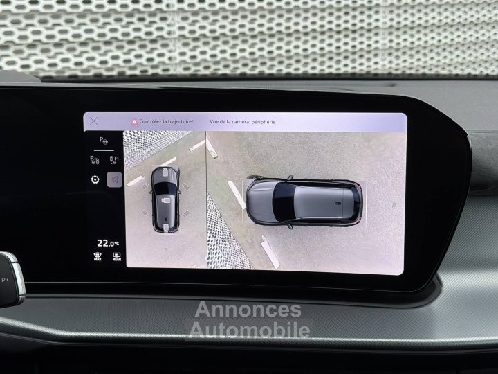 Audi Q3 HYBRIDE e-hybrid 272 ch S tronic 6 Design - 28