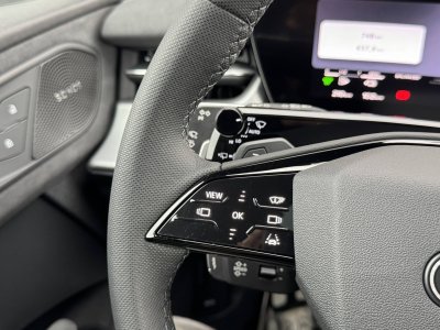 Audi Q3 HYBRIDE e-hybrid 272 ch S tronic 6 Design   - 40