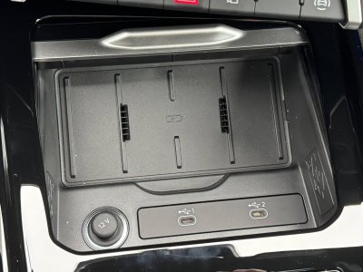 Audi Q3 HYBRIDE e-hybrid 272 ch S tronic 6 Design   - 46