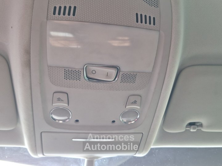 Audi A4 BERLINE 20l TDI 143 ch ~ Aide au Stationnement ~ R&eacute;gulateur de Vitesse ~ GPS ~ Clim auto - 24