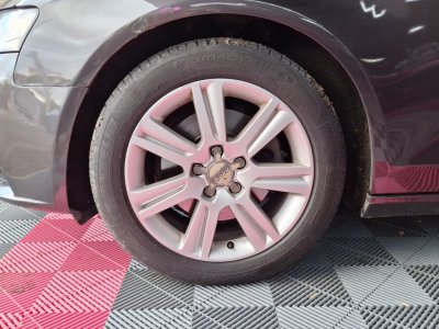 Audi A4 BERLINE 20l TDI 143 ch ~ Aide au Stationnement ~ R&eacute;gulateur de Vitesse ~ GPS ~ Clim auto   - 28