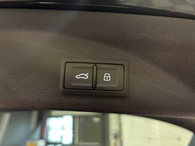 Audi A6 AVANT 40 TDI 204 ch S tronic 7 Avus - parfait état - suivi complet - pneumatiques neufs - 12