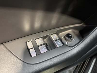 Audi A6 AVANT 40 TDI 204 ch S tronic 7 Avus - parfait état - suivi complet - pneumatiques neufs - 32