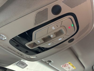 Audi A6 AVANT 40 TDI 204 ch S tronic 7 Avus - parfait état - suivi complet - pneumatiques neufs - 35