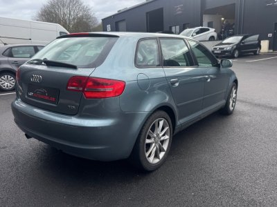 Audi A3 II 20 TDI 140ch DPF Start/Stop Ambiente S tronic 6 - 6