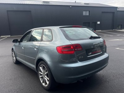 Audi A3 II 20 TDI 140ch DPF Start/Stop Ambiente S tronic 6 - 8