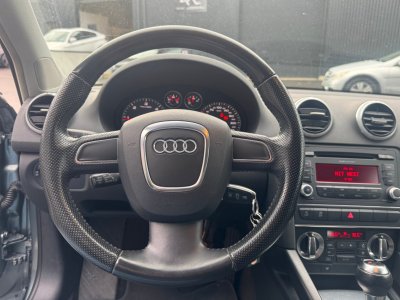 Audi A3 II 20 TDI 140ch DPF Start/Stop Ambiente S tronic 6 - 11