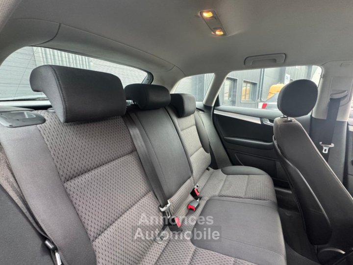 Audi A3 II 20 TDI 140ch DPF Start/Stop Ambiente S tronic 6 - 17