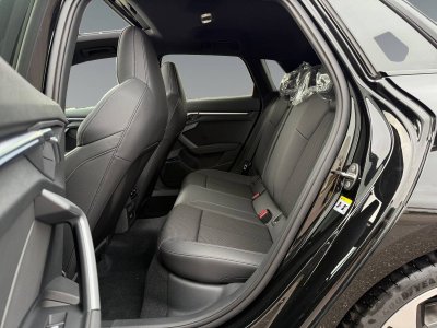 Audi A3 Sportback 35 TDI 150ch S line S tronic 7   - 12