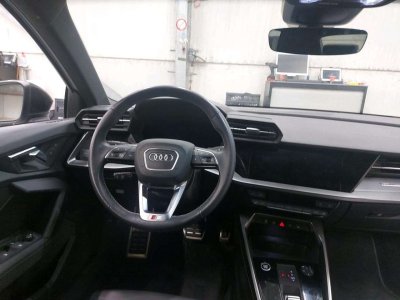 Audi A3 35TFSi Sedan SLine STronic LED-CUIR-NAVI-CAMERA - 4