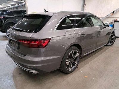 Audi A4 30TDi Avant STRONIC   - 3