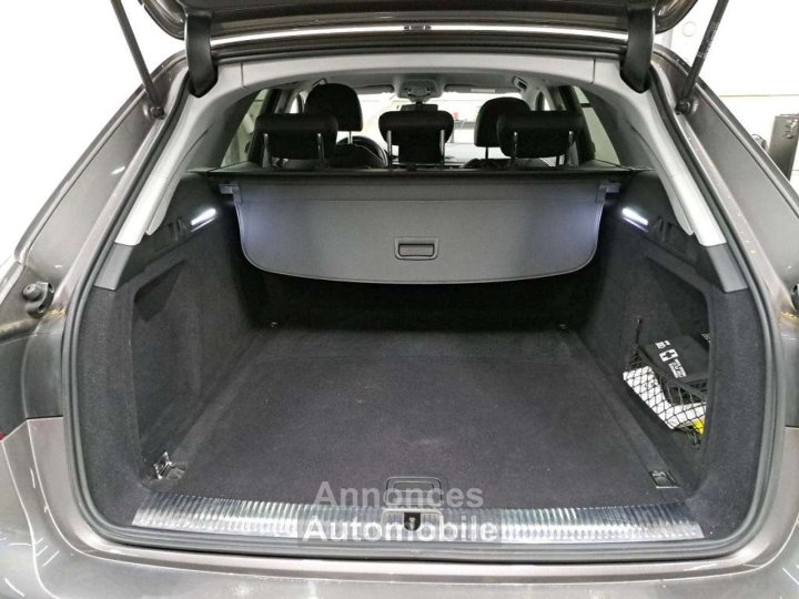 Audi A4 30TDi Avant STRONIC - 7