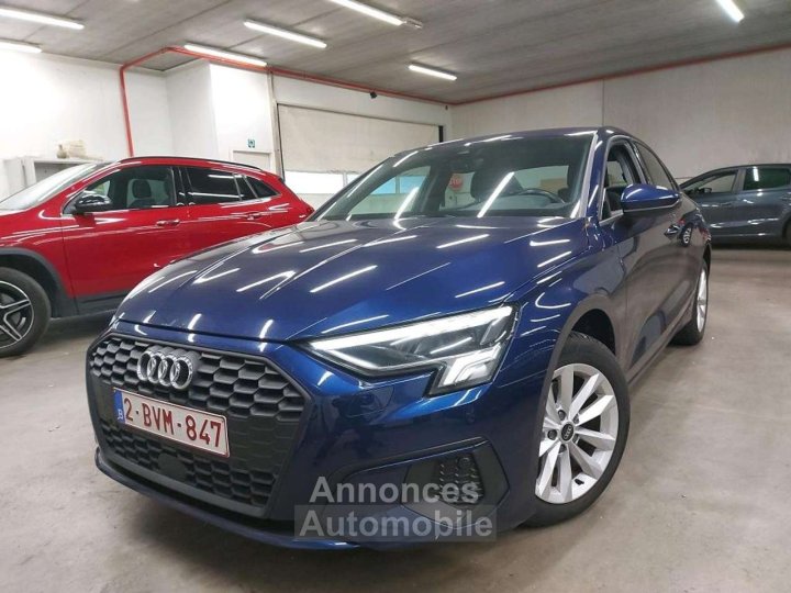 Audi A3 30TFSI Sedan Stronic - 2
