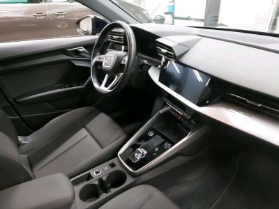 Audi A3 30TFSI Sedan Stronic - 4