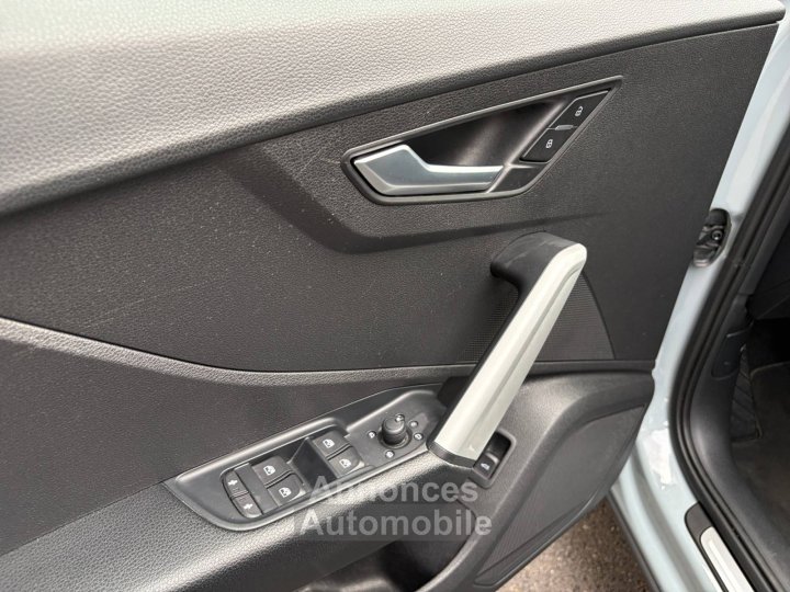 Audi Q2 30 TDI 116 BVM6 Business line - 32