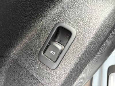 Audi Q2 30 TDI 116 BVM6 Business line - 37