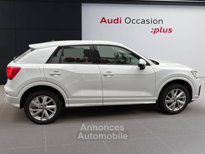 Audi Q2 35 TFSI COD 150 S tronic 7 Sport - 2