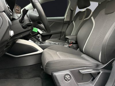 Audi Q2 35 TFSI COD 150 S tronic 7 Sport - 14